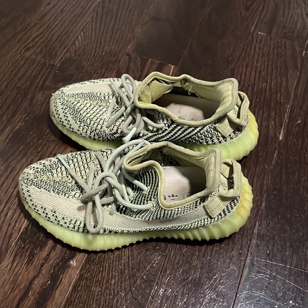 Kids adidas yeezy boost yeezreel 350 v2 - Picture 4 of 9